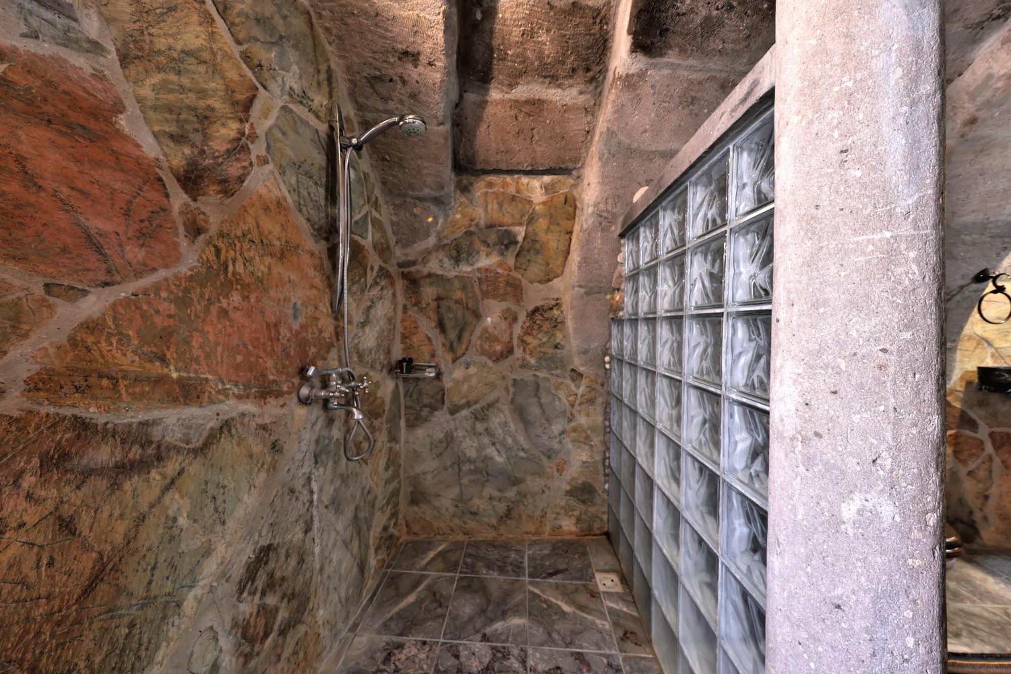 Potamia Cave Suites Ortahisar Buitenkant foto